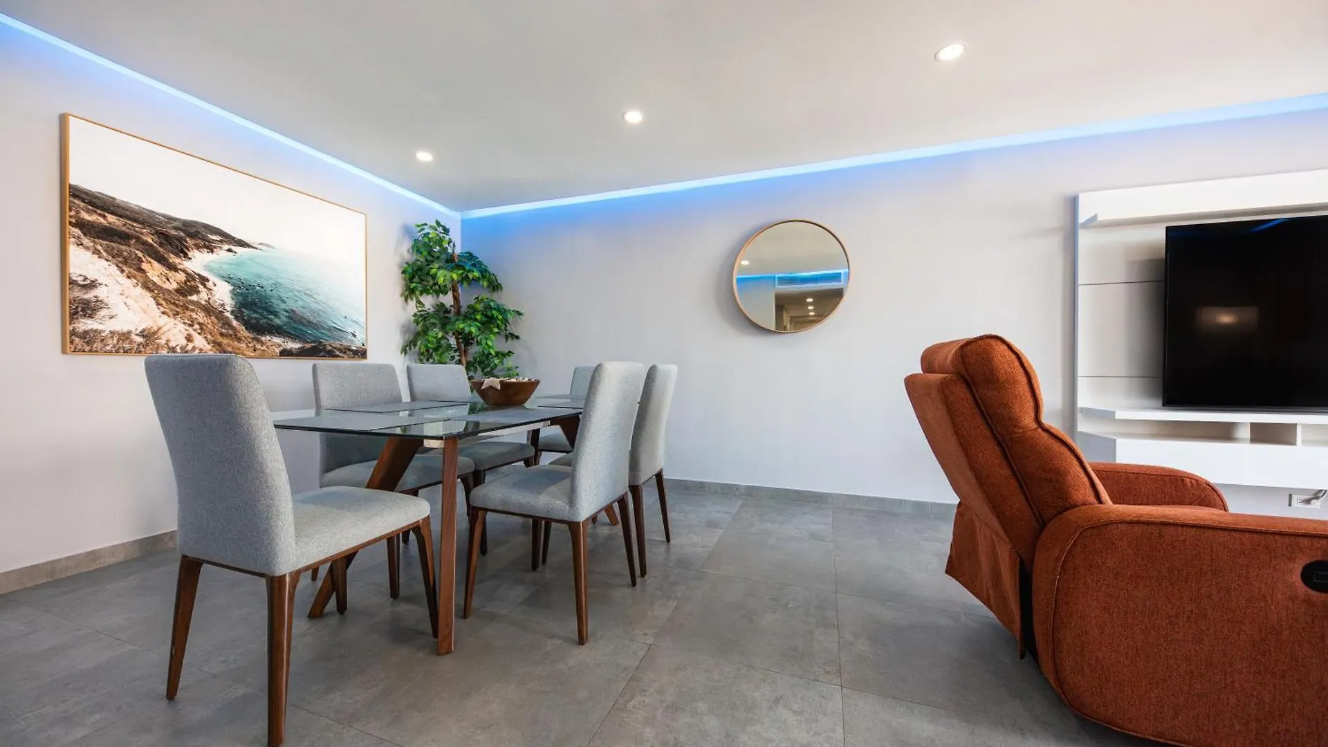 Aparthotel Esj Towers By Chana San Juan